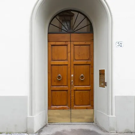 דירה Sant'ambrogio Elegant *