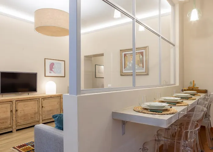 Sant'ambrogio Elegant Apartment Florence